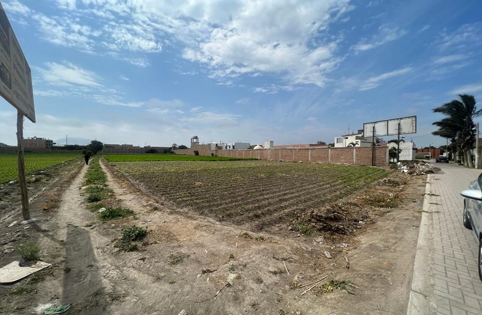 Terreno en Moche Trujillo 2